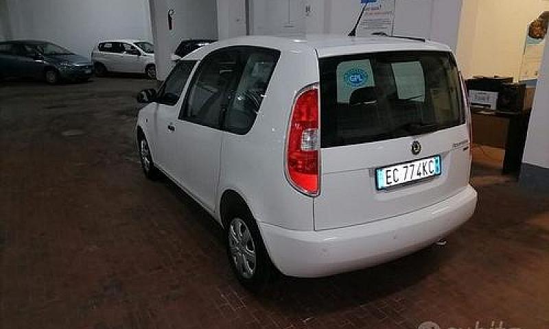 Skoda Roomster 1.2/1...