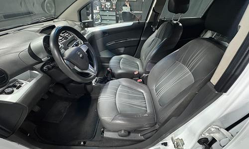 Chevrolet Spark 1.0 ...