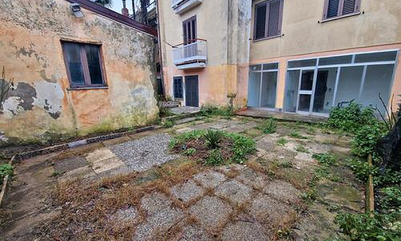 Appartamento A Valle...