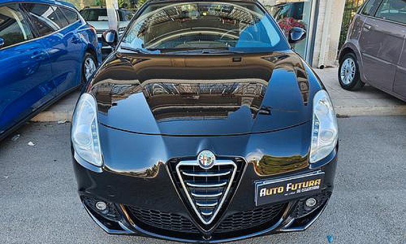 Alfa Romeo Giulietta...