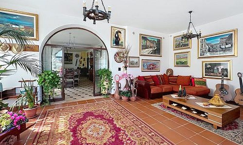 Villa In Agro Di Sor...