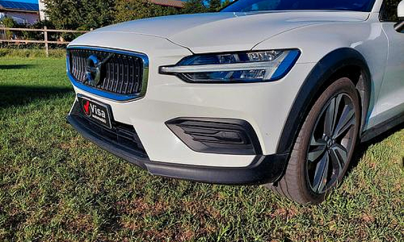 Volvo V60 Cross Coun...