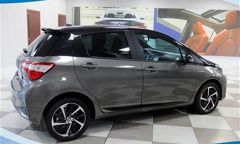 Toyota Yaris Hybrid ...