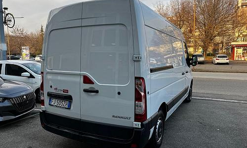 Renault Master T33 2...