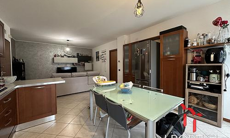 Appartamento A Monas...