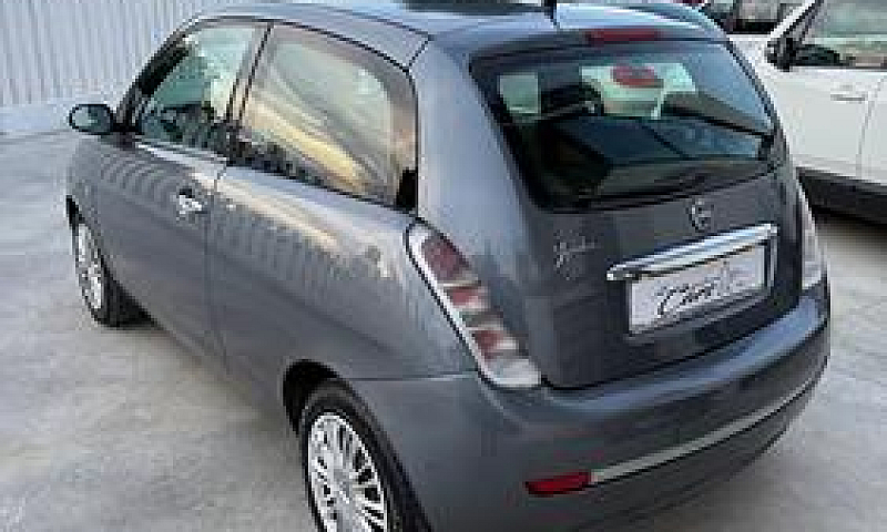 Lancia Ypsilon 1.2 O...