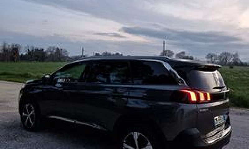 Peugeot 5008 Bluehdi...