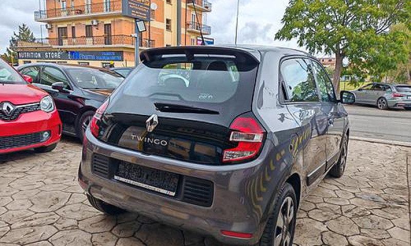 Renault Twingo 12/20...