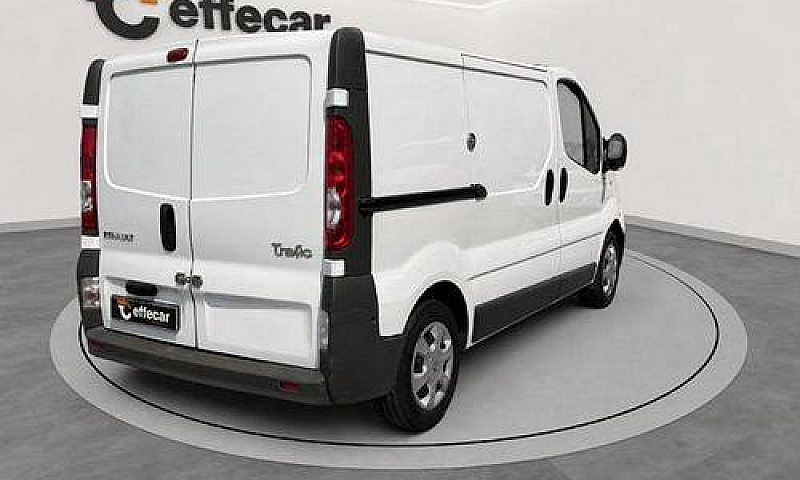 Renault Trafic T27 2...