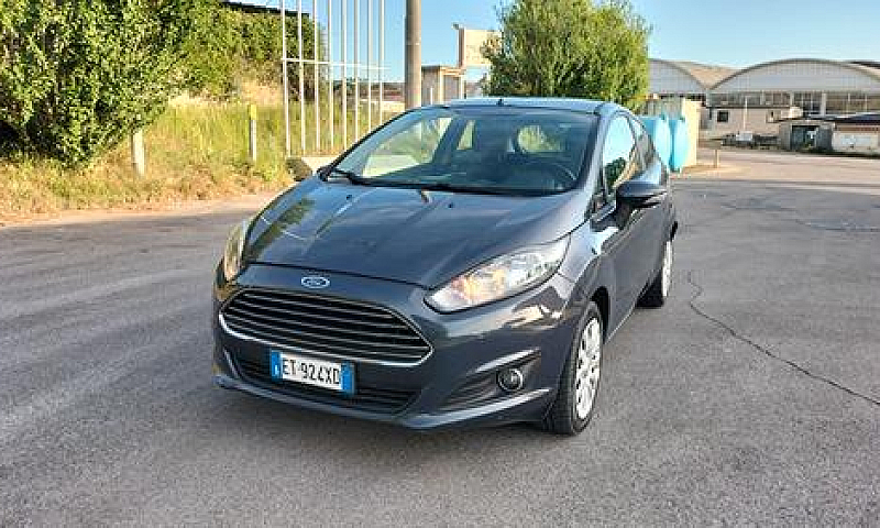 Ford Fiesta 1.5 Tdci...