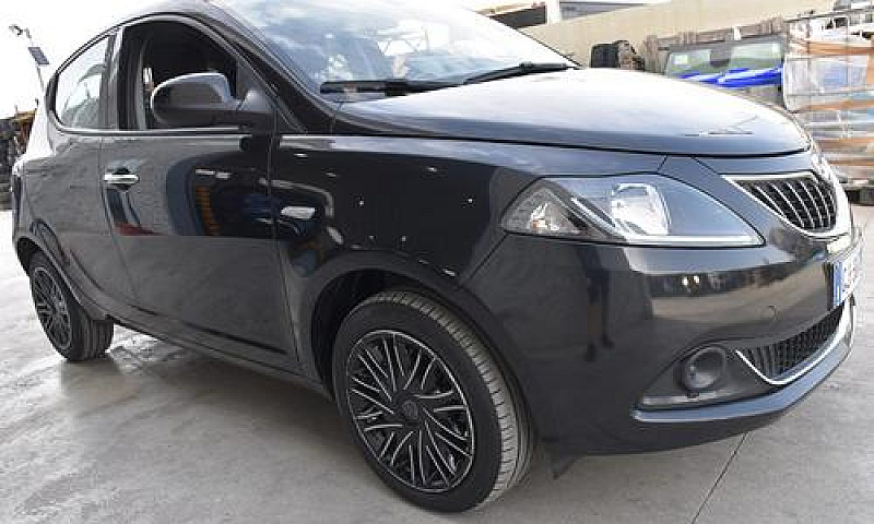 Lancia Ypsilon 1.0 F...