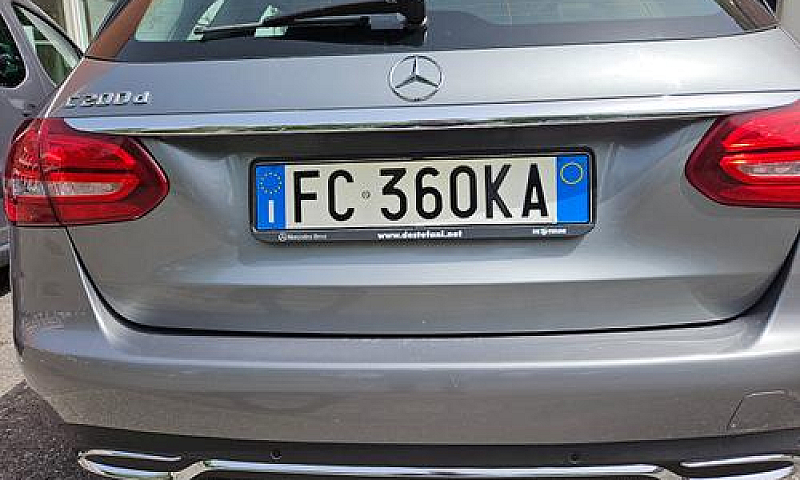 Mercedes C200...
