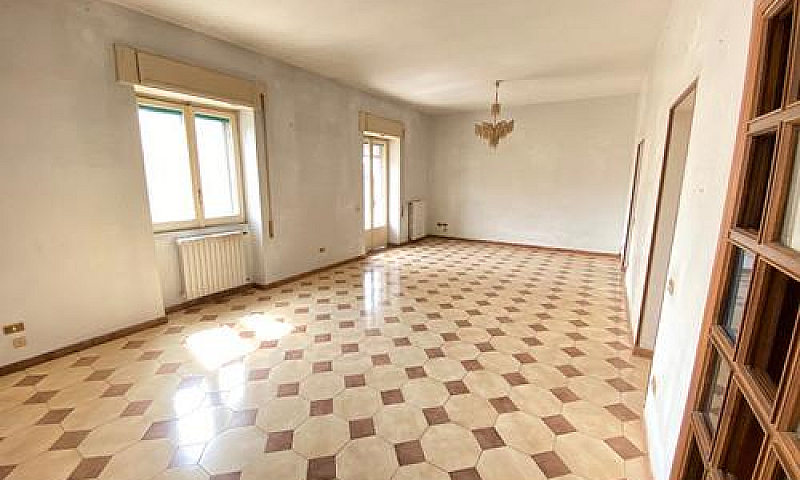 Appartamento 90Mq - ...