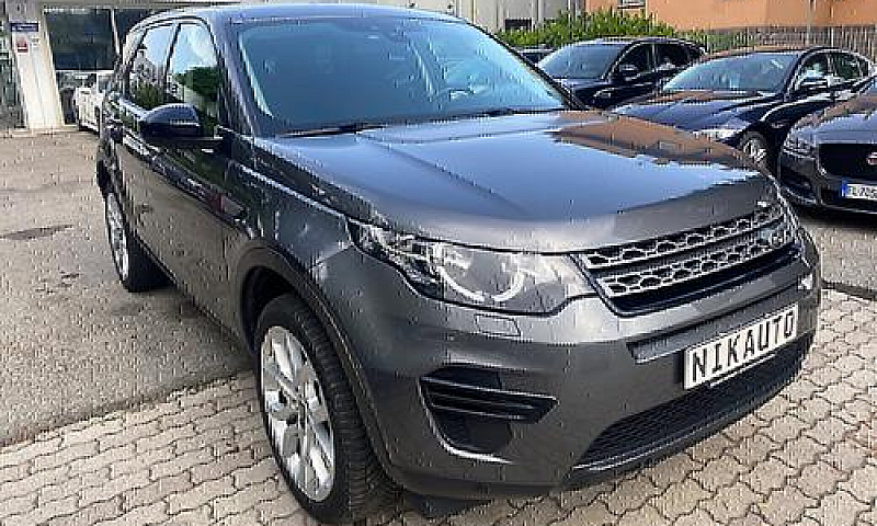 Land Rover Discovery...