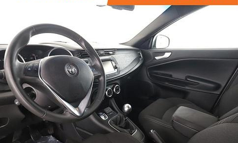 Alfa Romeo Giulietta...