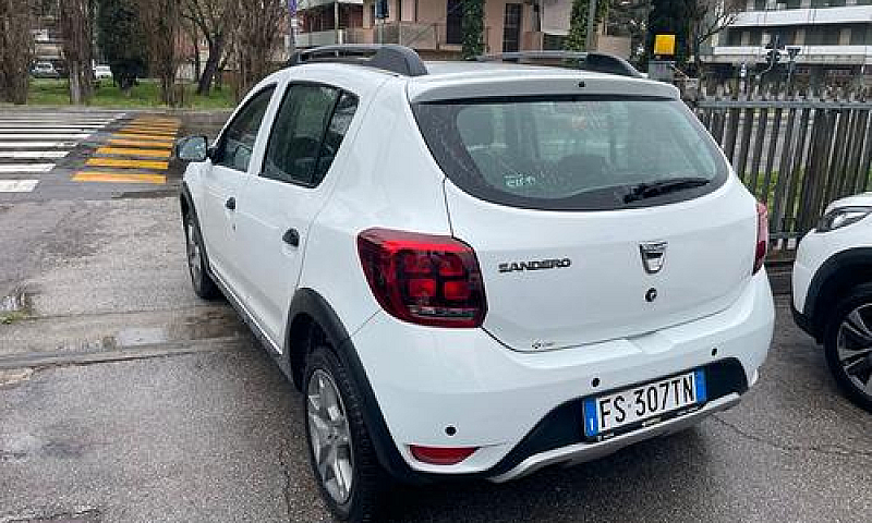 Dacia Sandero Stepwa...