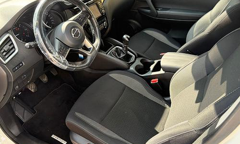 Nissan Qashqai 1.5 D...
