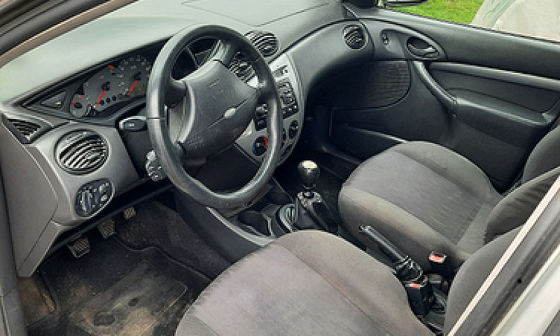 Ford Focus Sw 1800 T...