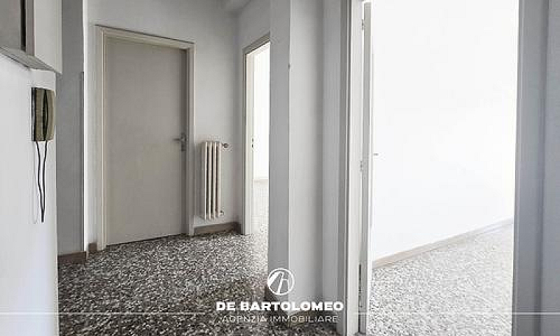 Appartamento Via Obe...