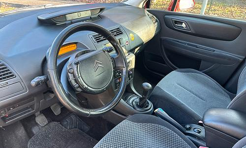 Citroen C4...