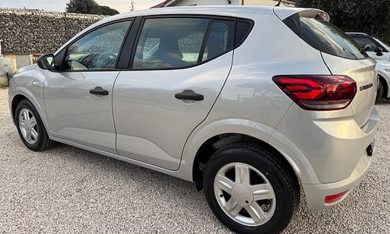 Dacia Sandero Street...