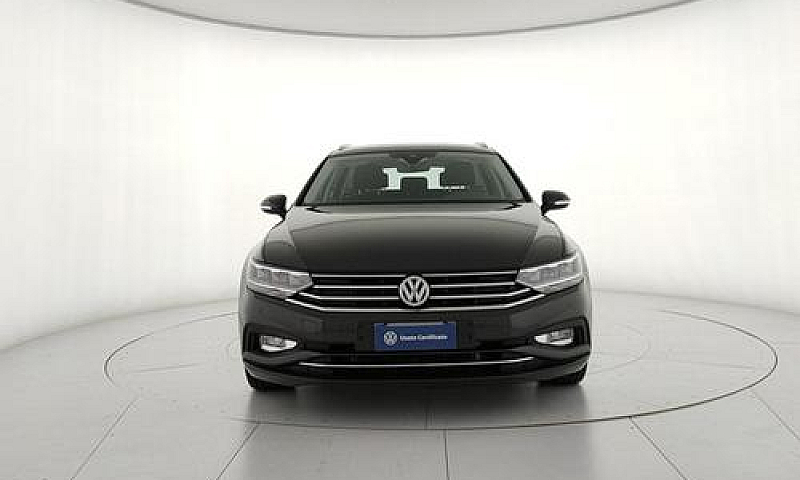 Volkswagen Passat Va...
