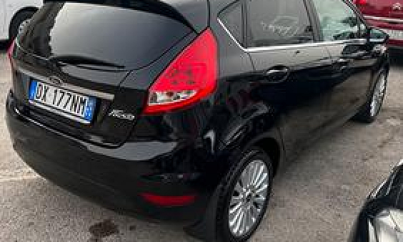 Ford Fiesta 5ª Serie...