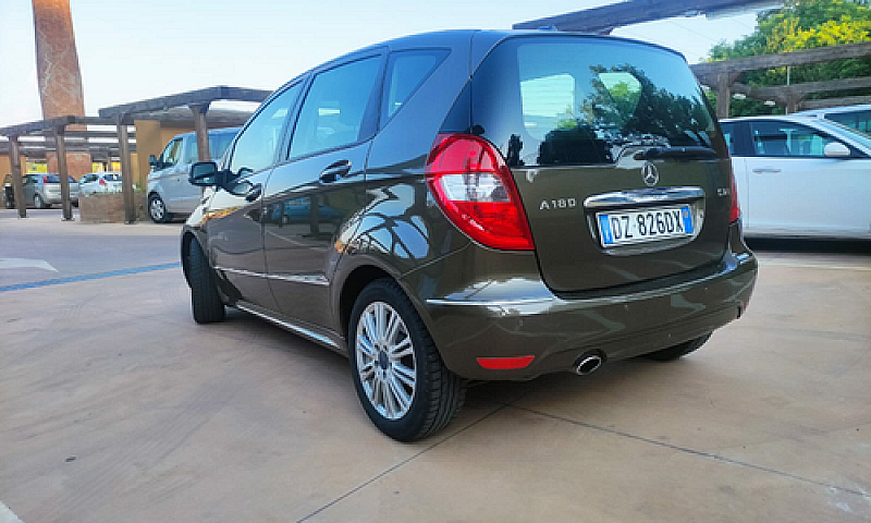 Classe A 180 Guarda ...