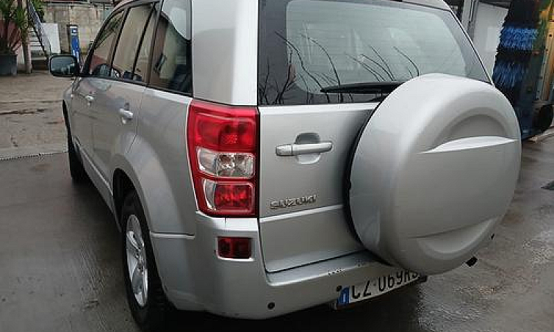 Suzuki Grand Vitara ...