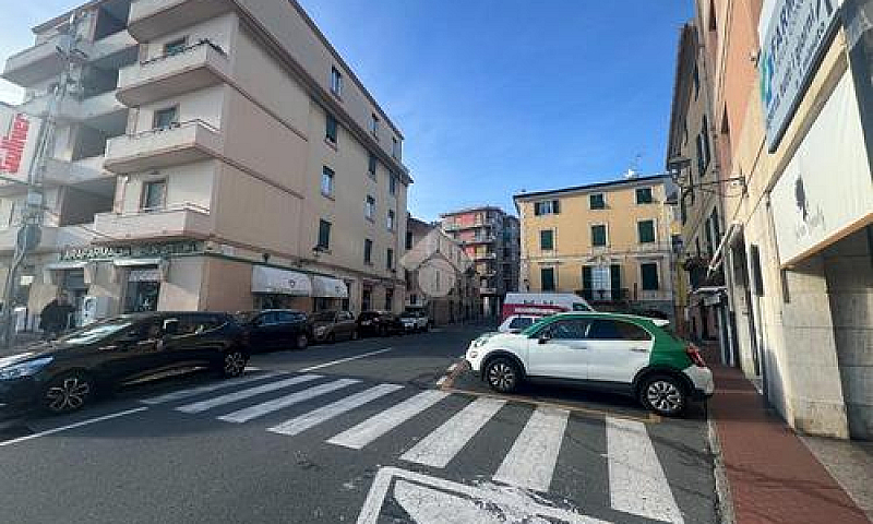Multilocale A Albiss...