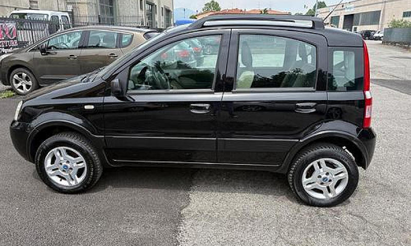 Fiat Panda Climbing ...