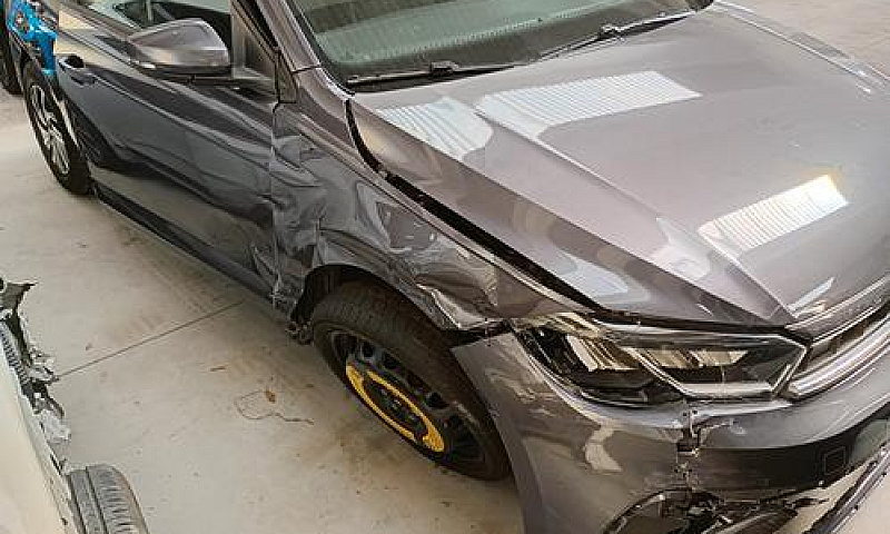 Volkswagen 1.0 Tgi 9...