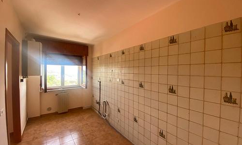 Via Canonico - 105Mq...