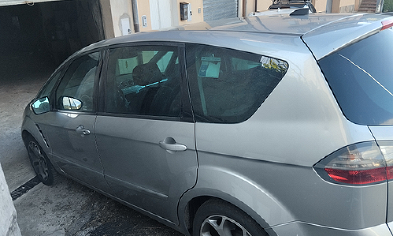 Ford S-Max...