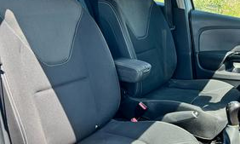 Renault Clio 1.5Dci ...