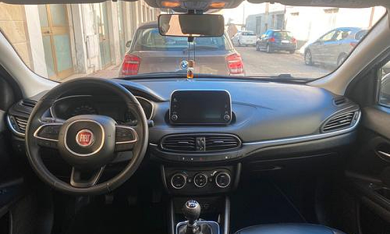 Fiat Tipo 1.4 T-Jet ...
