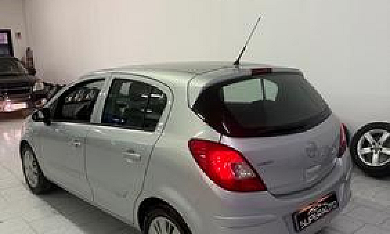 Opel Corsa 1.2 5 Por...