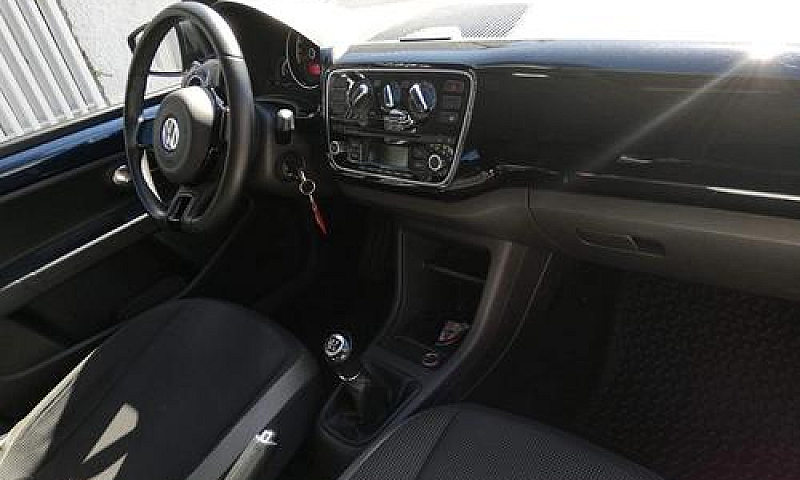 Volkswagen Up 1.0 75...