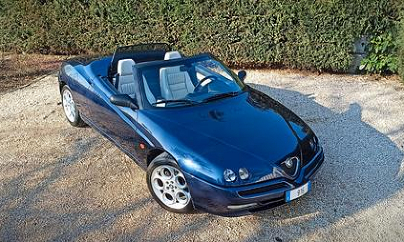 Alfa Romeo Spider - ...