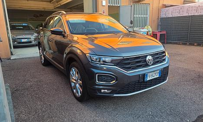 Volkswagen T-Roc 2.0...