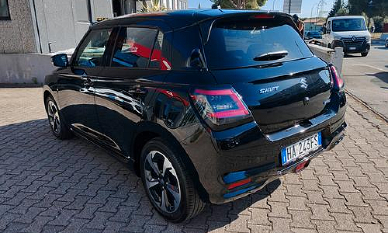 Suzuki Swift 1.2 Hyb...
