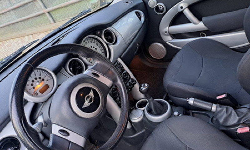 Mini Cooper...