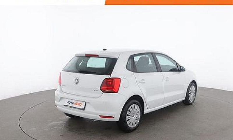 Volkswagen Polo Em50...