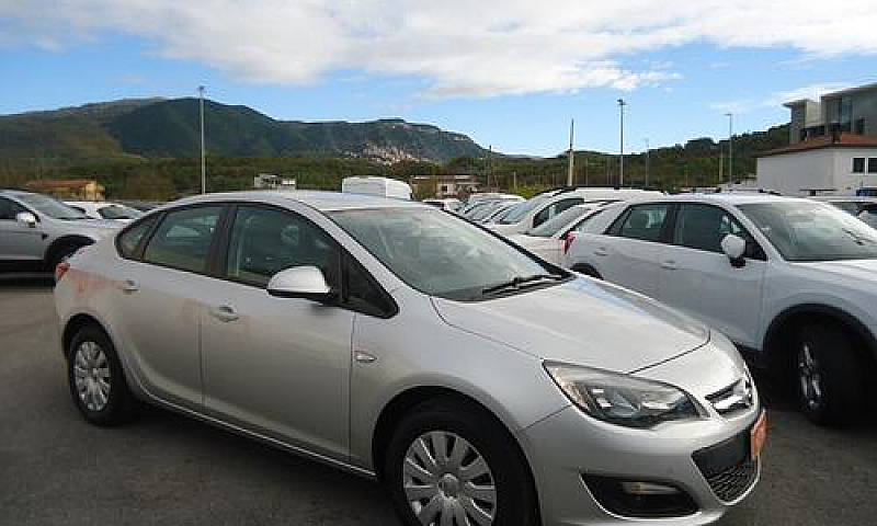 Opel Astra 1.6 Cdti ...