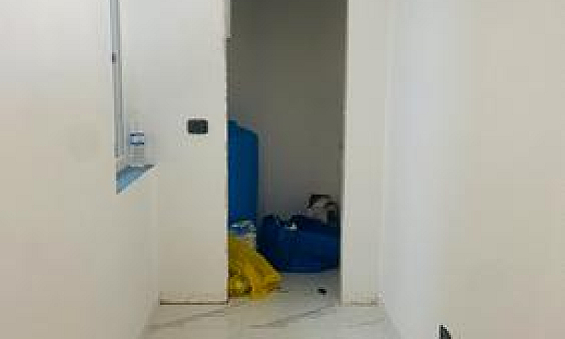 Bari Via Nicolai- Pi...
