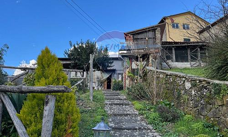 Porzione Di Casa - C...