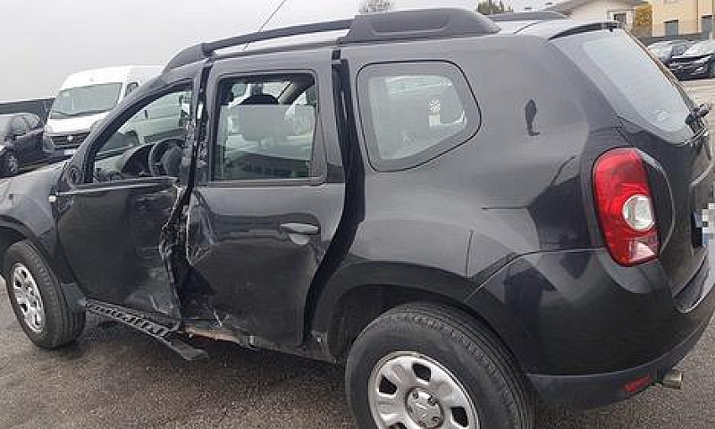 Dacia Duster 1.6 110...