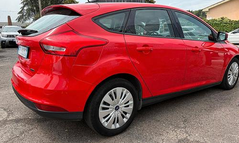 Ford Focus 1.0 Ecobo...