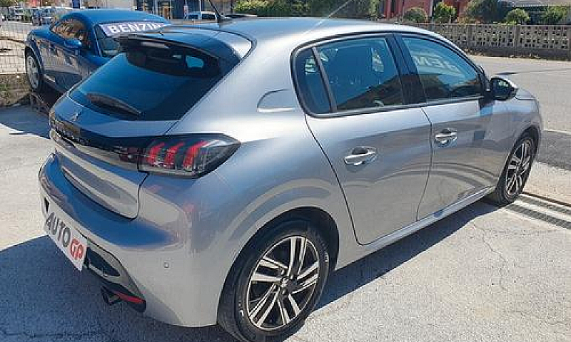 Peugeot 208 1.2 Pure...