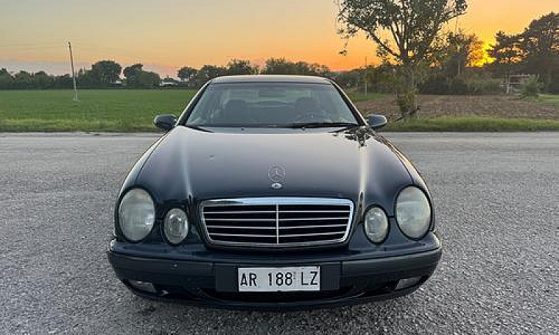 Mercedes-Benz Clk 20...